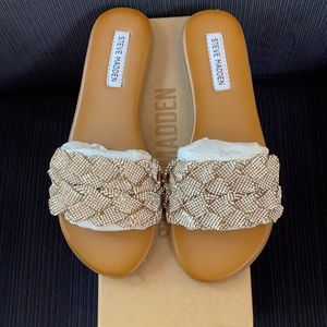 BRAND NEW Steve Madden Phraya Rhinestone sandals- size 8